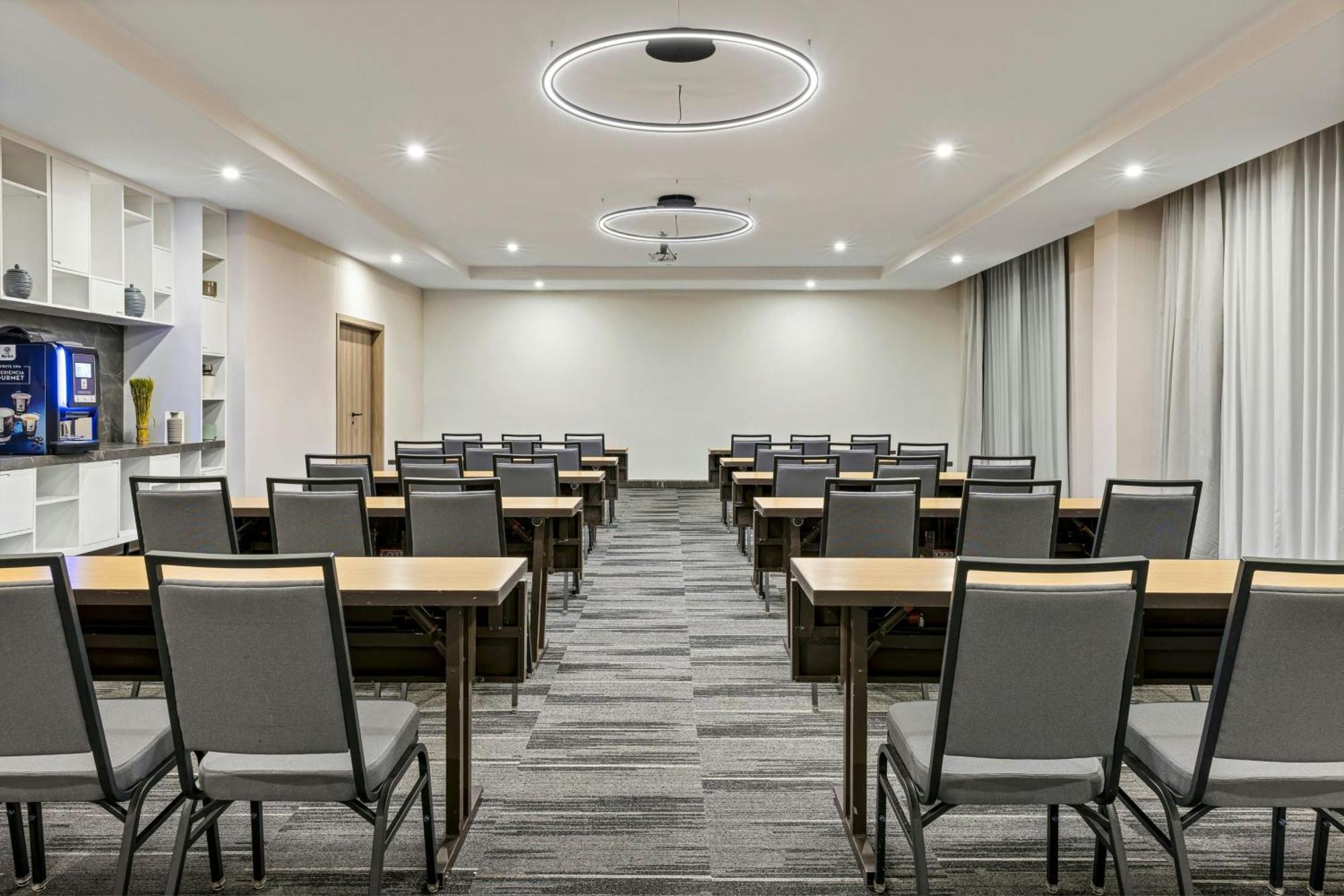 Courtyard By Marriott San Jose Escazu Hotel Eksteriør billede
