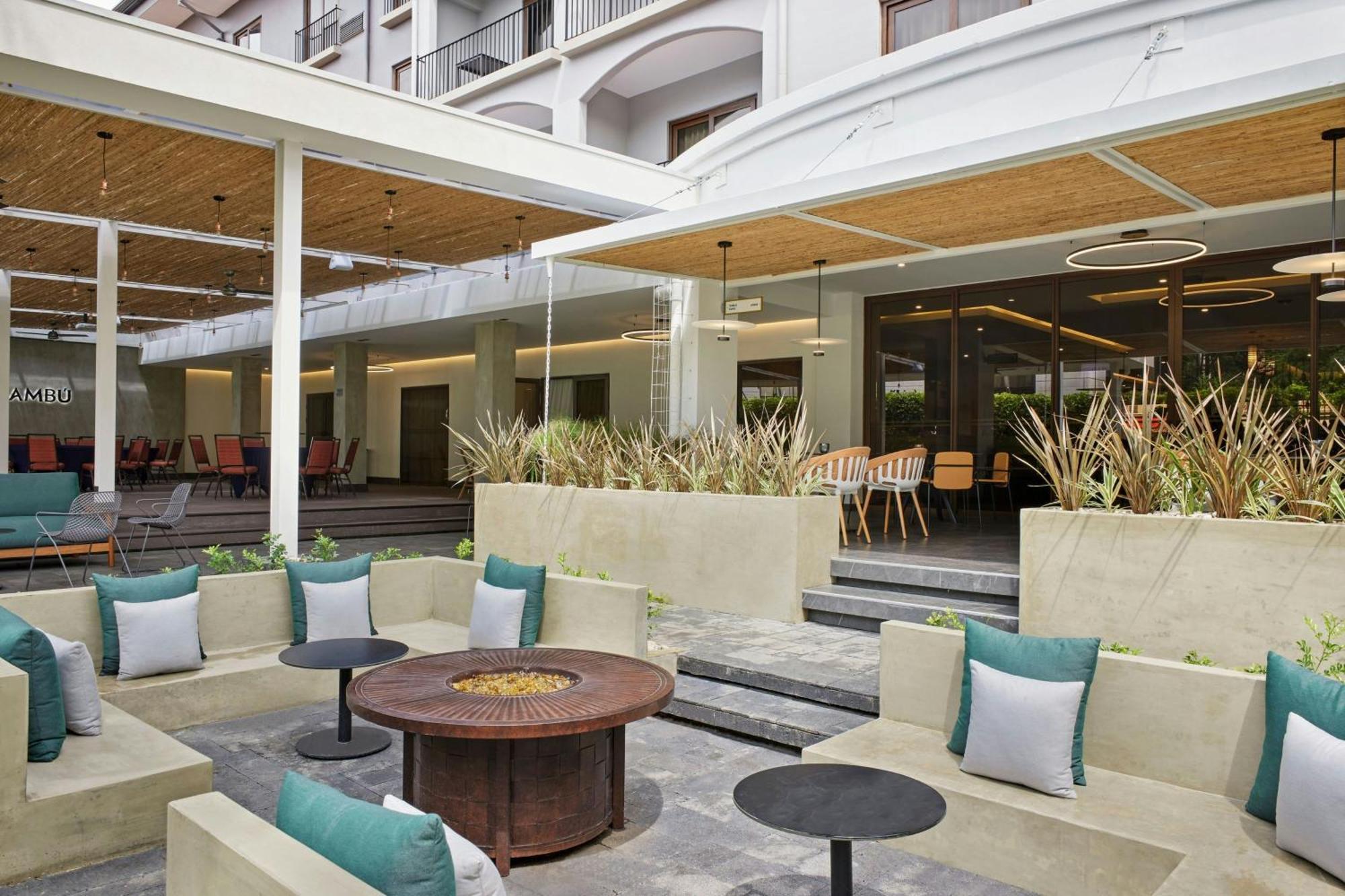 Courtyard By Marriott San Jose Escazu Hotel Eksteriør billede